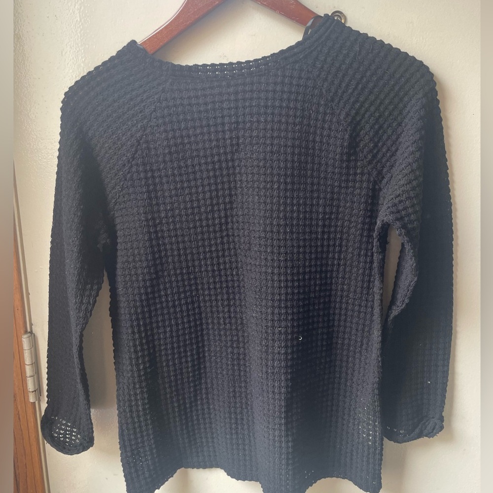 3/$25 Forever 21 Black waffle Sweater